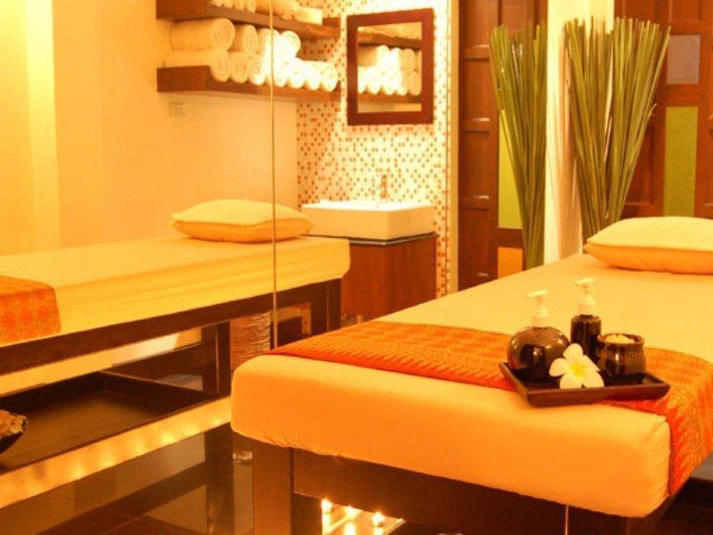 Khách sạn The Tawana 4*