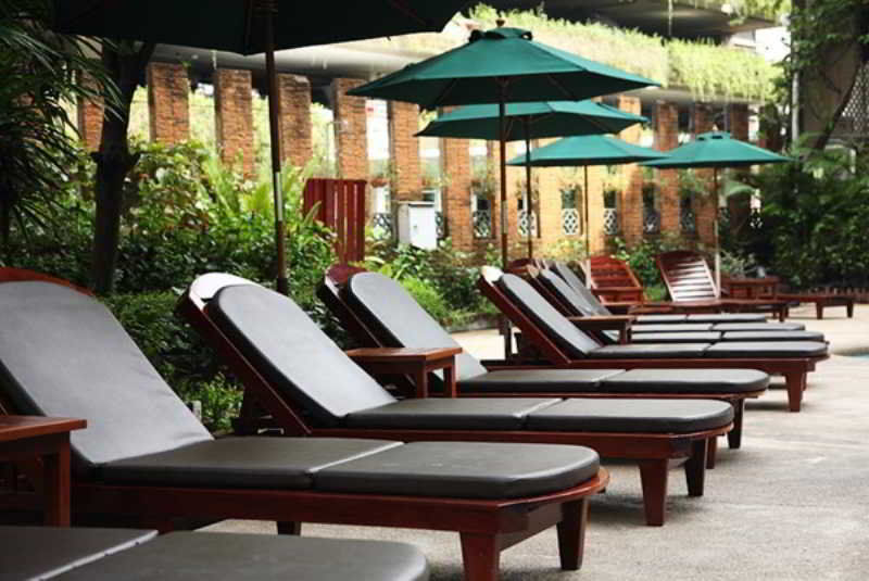 The Tawana Khách sạn 4*