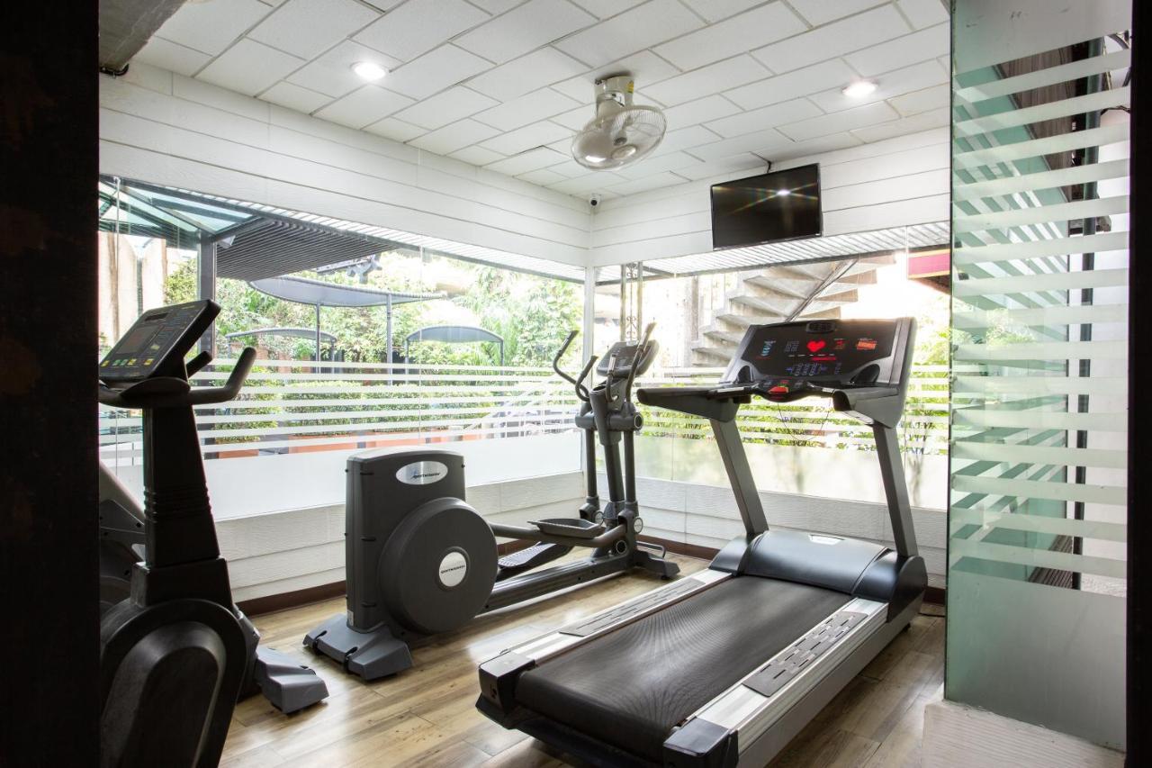 Khách sạn The Tawana 4*